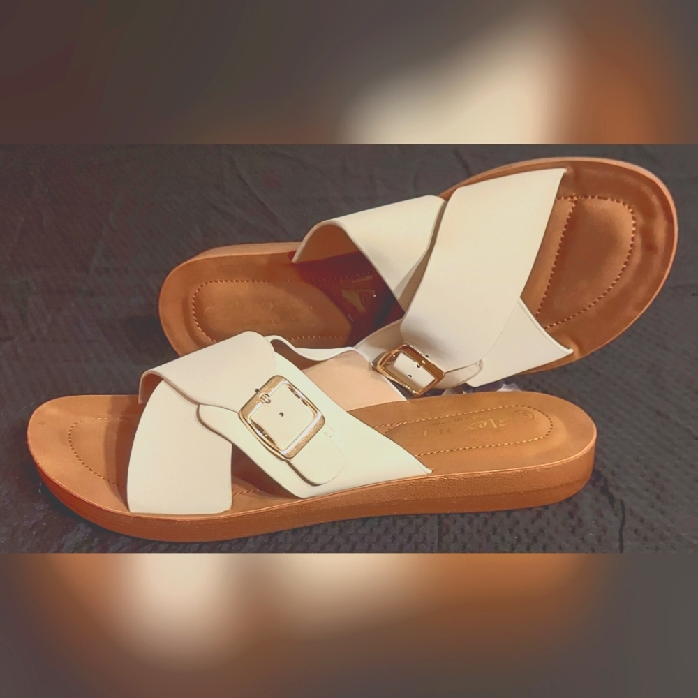 Sandal